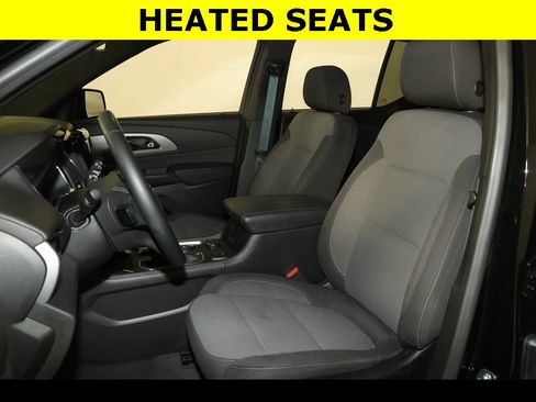 Used 2023 Chevrolet Traverse LT w/ Midnight/Sport Edition image 3