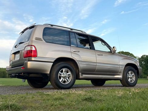 Used 2001 Lexus LX 470 4WD image 26