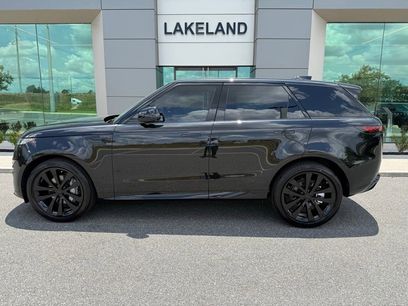 New 2026 Land Rover Range Rover Sport Dynamic SE