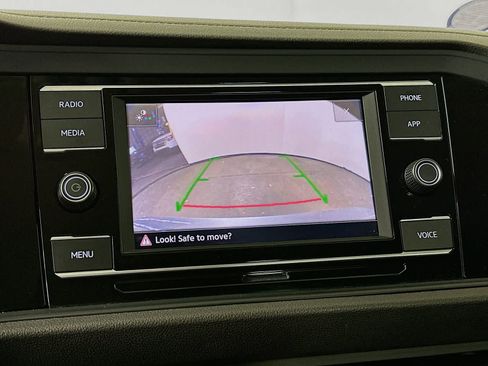 Used 2024 Volkswagen Jetta SE FWD image 27