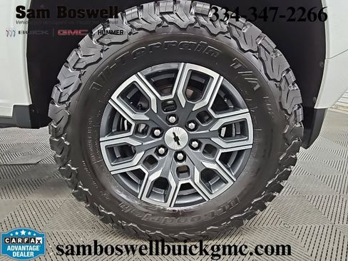 Used 2024 Chevrolet Colorado Z71 image 44