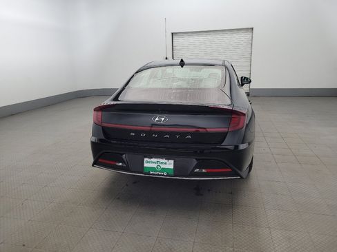 Used 2023 Hyundai Sonata SE w/ Preferred Accessory Package image 7