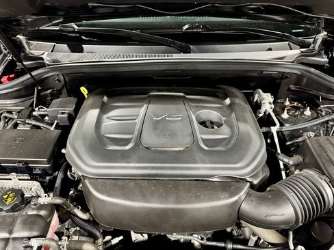 Used 2020 Jeep Grand Cherokee Laredo image 13