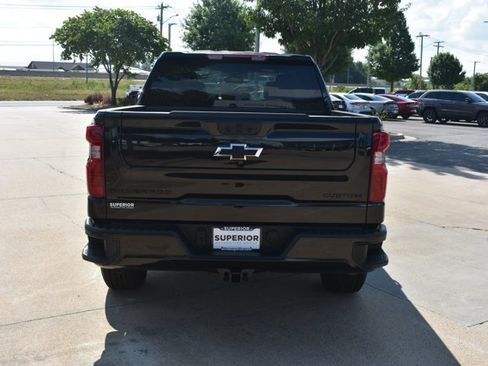 New 2026 Chevrolet Silverado 1500 Custom w/ LPO, Dark Essentials Package AWD/4WD image 6