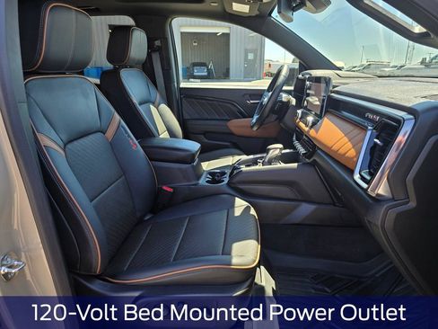 Used 2024 GMC Canyon AT4 w/ LPO, Off Road Lift Package AWD/4WD image 19
