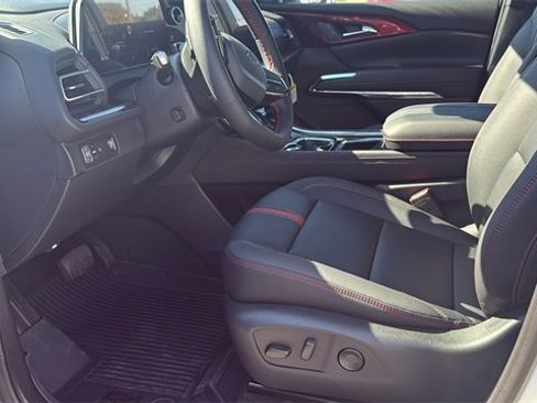 New 2026 Chevrolet Traverse RS image 13