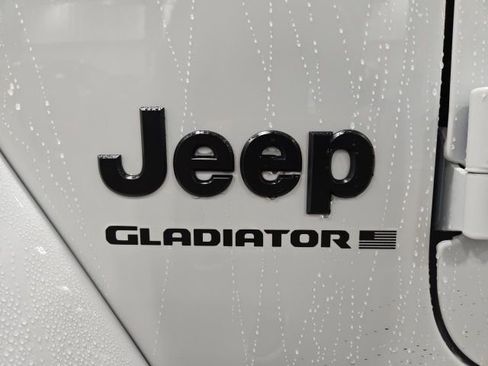 New 2026 Jeep Gladiator Sport image 24