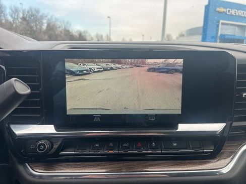 Used 2023 Chevrolet Silverado 1500 LT image 18