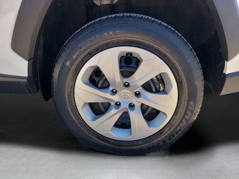 Used 2024 Toyota RAV4 LE image 13