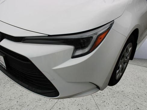 Certified 2024 Toyota Corolla LE image 10