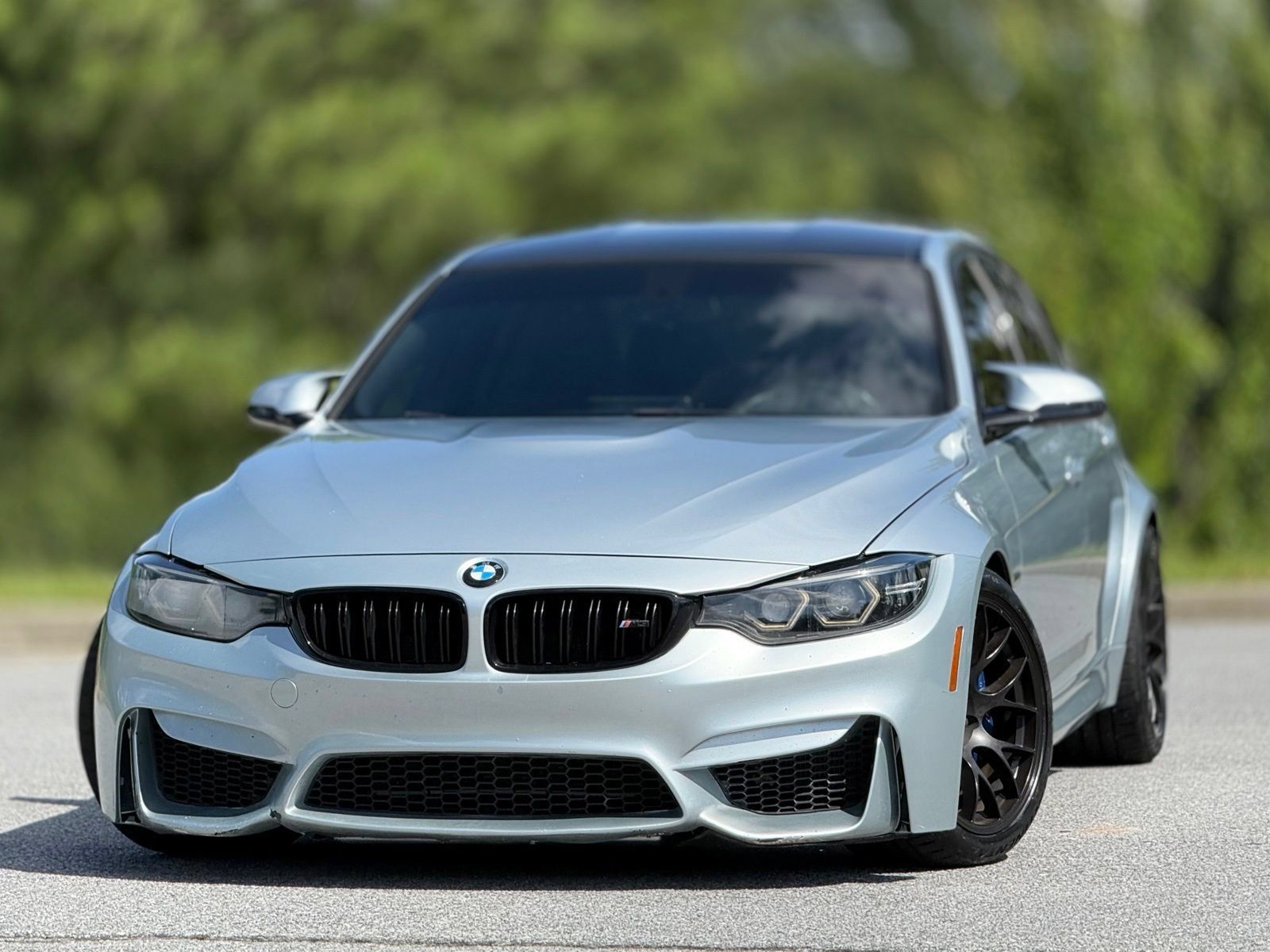 Used 2017 BMW M3 RWD image 2