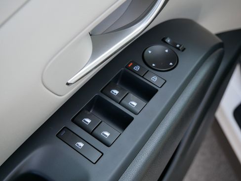 Certified 2025 Hyundai Tucson SE image 19