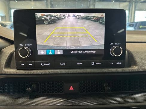 Used 2023 Honda CR-V LX image 19