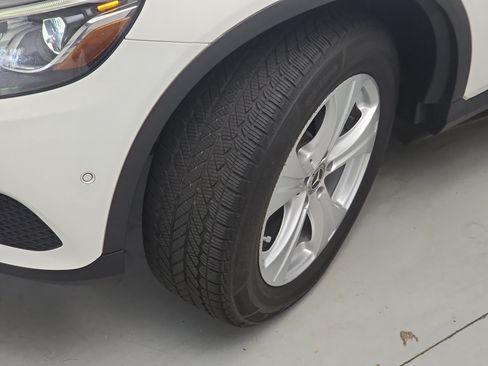 Certified 2018 Mercedes-Benz GLC 300 image 33