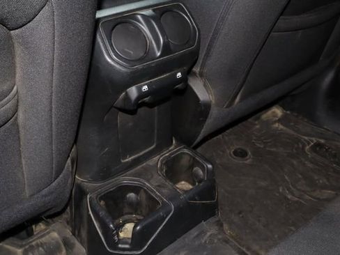 Used 2022 Jeep Wrangler Unlimited Sport AWD/4WD image 18