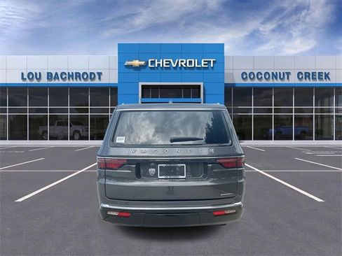 Used 2022 Jeep Wagoneer Series I image 7