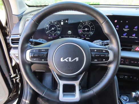 Certified 2023 Kia Sportage SX AWD/4WD image 21