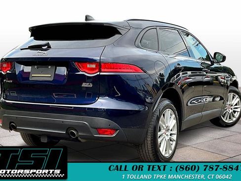 Used 2020 Jaguar F-PACE Prestige image 2