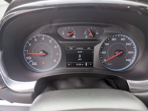 Used 2020 Chevrolet Traverse LS FWD image 12