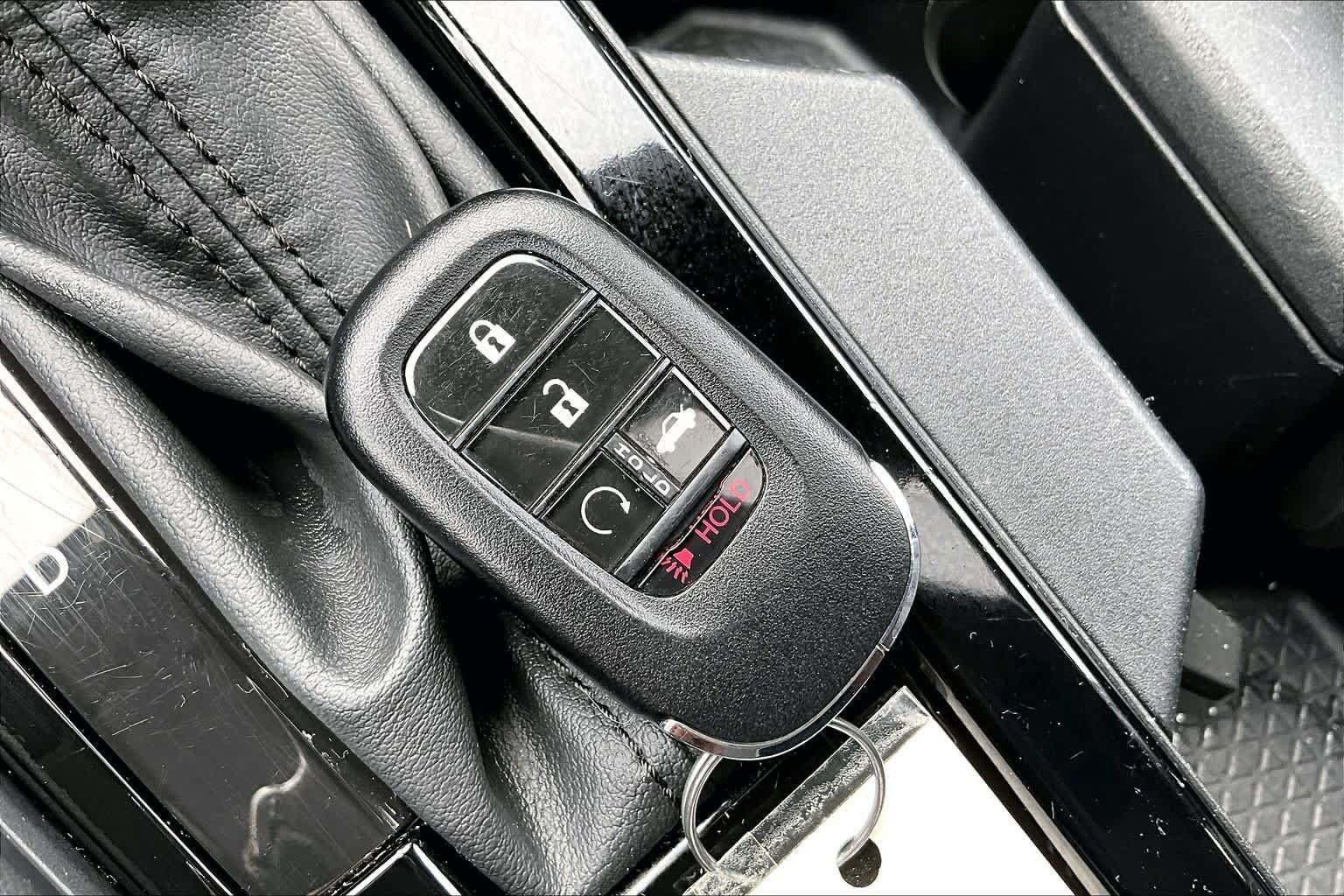 Used 2023 Honda Accord Touring image 15