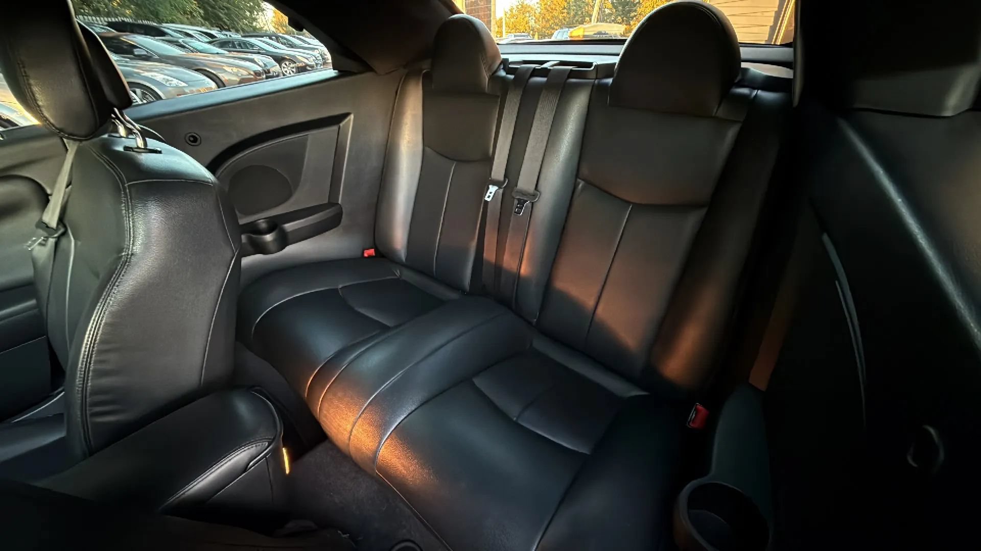 Used 2012 Chrysler 200 Touring FWD image 19