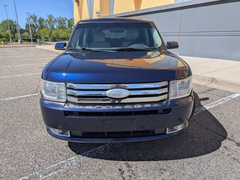 Used 2011 Ford Flex SEL w/ Rapid Spec Order Code image 4
