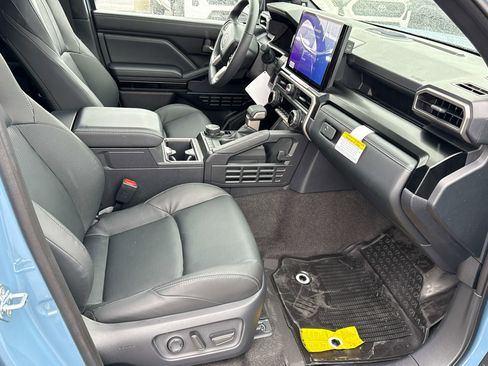 New 2026 Toyota 4Runner Limited image 18