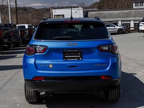 Used 2025 Jeep Compass Limited w/ Elite Group AWD/4WD image 5