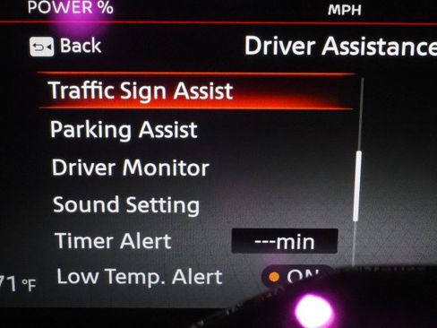 Used 2023 Nissan Ariya Platinum+ image 22