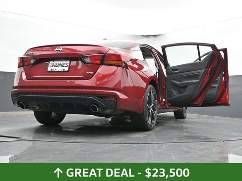 Used 2024 Nissan Altima 2.5 SR w/ SR Premium Package image 78