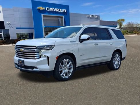 Used 2024 Chevrolet Tahoe High Country AWD/4WD image 34
