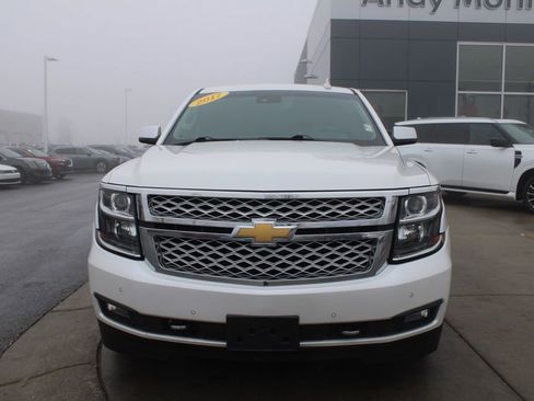 Used 2017 Chevrolet Tahoe LT w/ LT Signature Package image 2