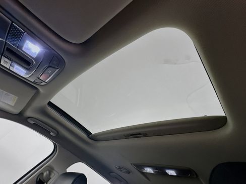 Used 2025 Kia Telluride S image 26