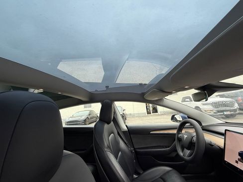 Used 2022 Tesla Model 3 RWD image 10