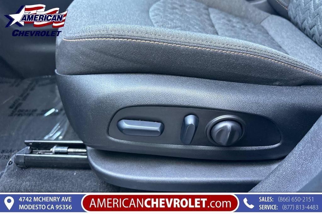 Used 2024 Chevrolet Equinox LT FWD image 14