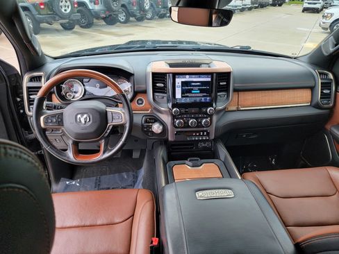 Used 2022 RAM 1500 Limited AWD/4WD image 16