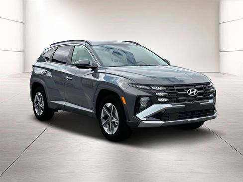 Certified 2026 Hyundai Tucson SEL Plus AWD/4WD image 11
