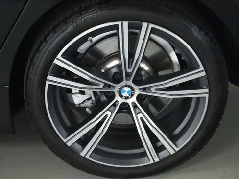 Certified 2024 BMW 330i xDrive Sedan w/ Premium Package AWD/4WD image 40