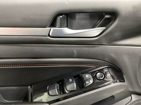 Certified 2023 Nissan Altima 2.5 SR w/ SR Premium Package image 10