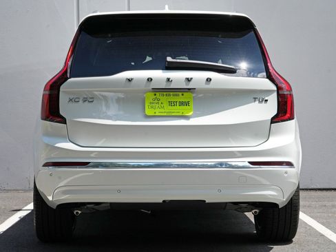 Used 2026 Volvo XC90 T8 Plus w/ Protection Package AWD/4WD image 11
