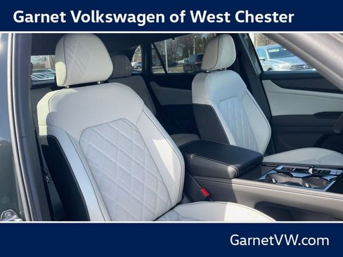New 2026 Volkswagen Atlas Cross Sport SEL Premium R-Line AWD/4WD image 33