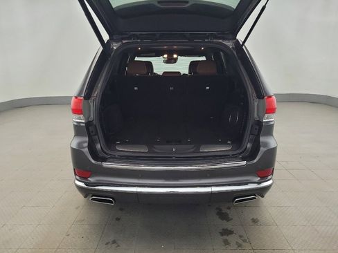 Used 2017 Jeep Grand Cherokee Summit image 29