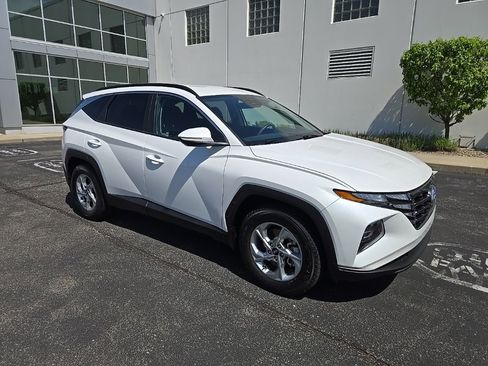 Used 2022 Hyundai Tucson SEL FWD image 4
