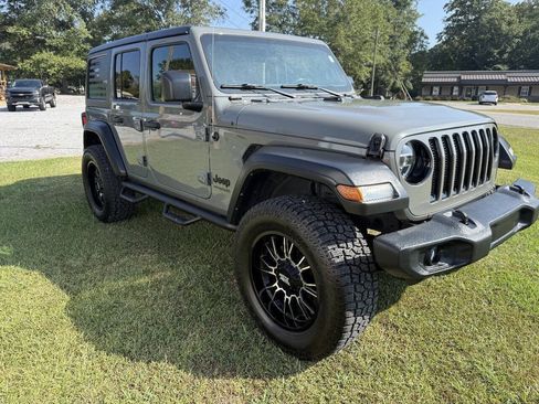 Used 2021 Jeep Wrangler Unlimited Sport AWD/4WD image 4