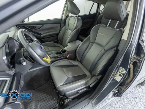 Used 2022 Subaru Crosstrek 2.5i Sport w/ Moonroof Package AWD/4WD image 26