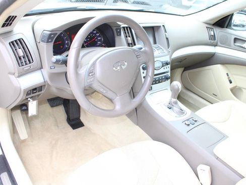 Used 2009 INFINITI G37 x Coupe w/ Premium Pkg image 13