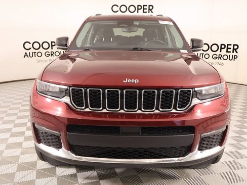 Used 2022 Jeep Grand Cherokee L Limited AWD/4WD image 10