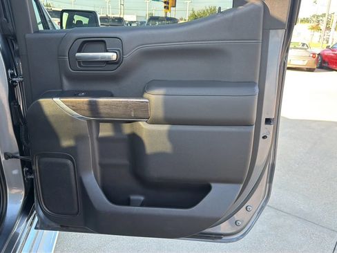 Used 2019 Chevrolet Silverado 1500 LTZ w/ LTZ Premium Package AWD/4WD image 80