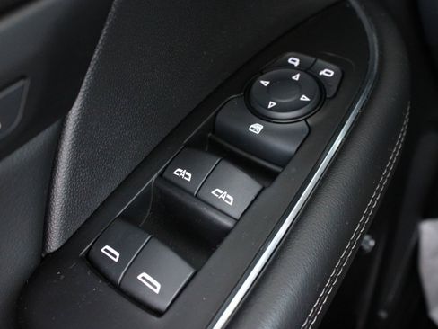 Used 2023 Buick Envision Avenir FWD image 20