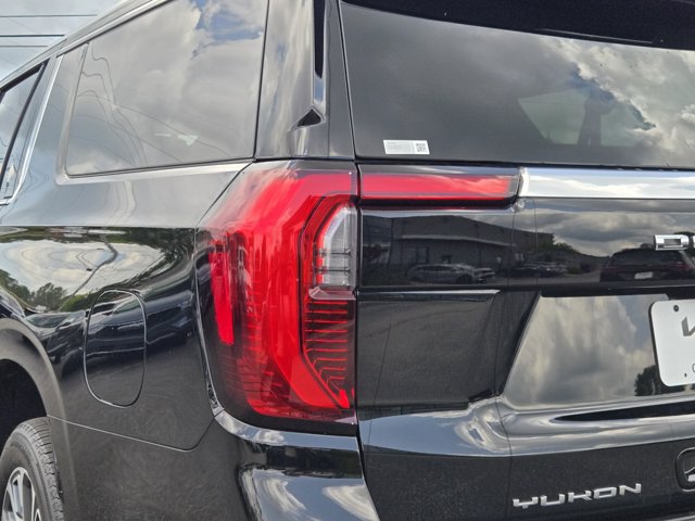 Used 2026 GMC Yukon XL Denali w/ Sun & Power Step Package AWD/4WD image 10